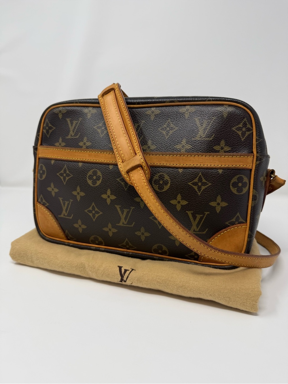 Louis Vuitton Monogram Messenger Bag in Brown & Tan